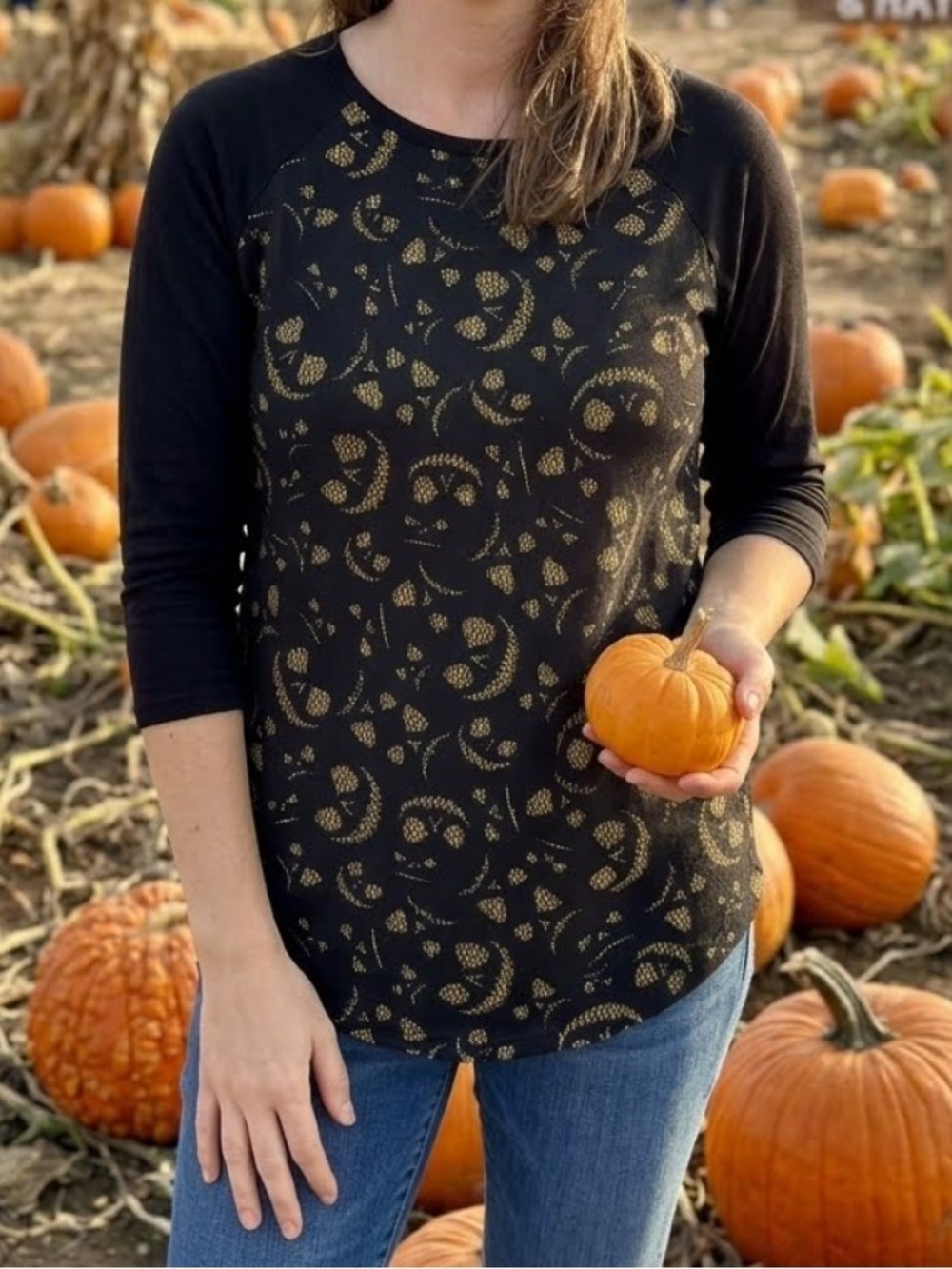 DISNEY x LULAROE Jack Skellington Randy Shirt